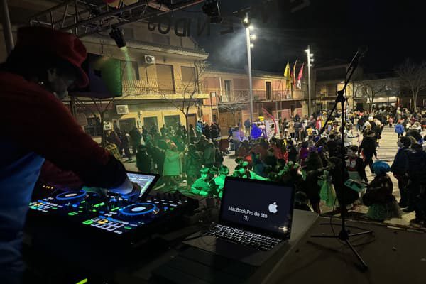 fiestas pueblos alquiler sonido